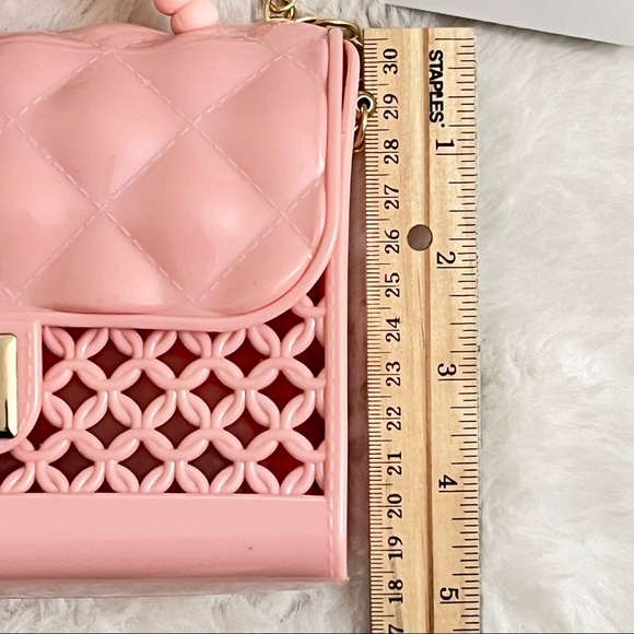 Perfect Pink IRL Barbie Purse - Picture 6 of 6
